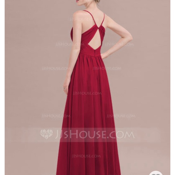 Red prom dress or bridesmaid dress - Picture 2 of 4